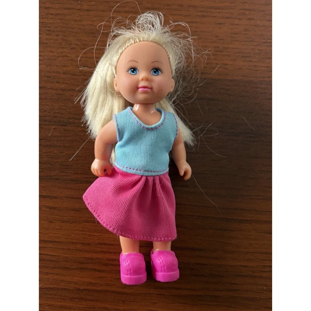 Vintage Simba Blonde Baby Posable Doll 4.5